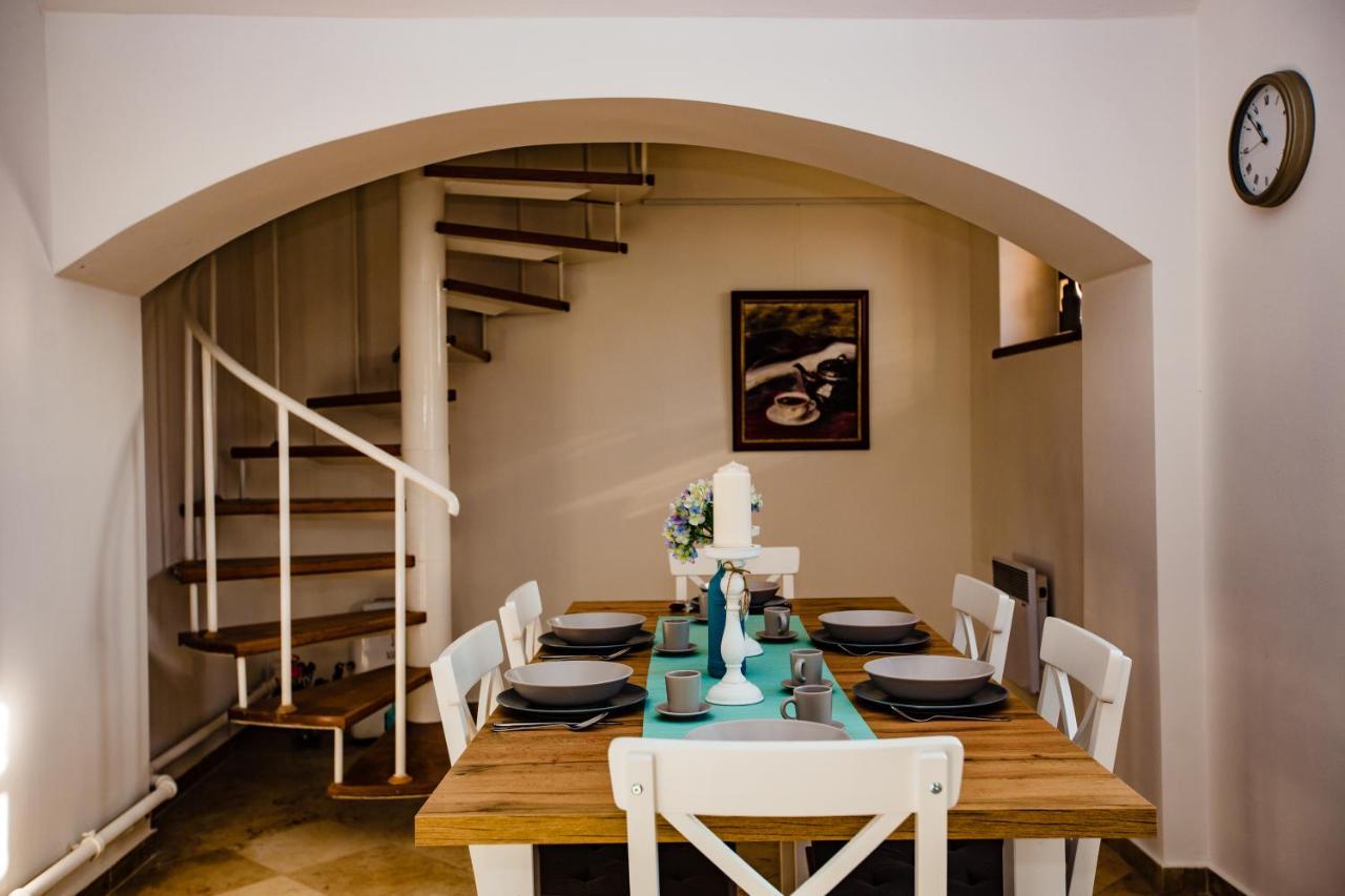 Bridge Apartment Esztergom Bagian luar foto